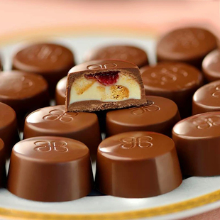 【顺丰秒发】埃及代购进口patchi草莓酱酸奶酪牛奶巧克力250g现货