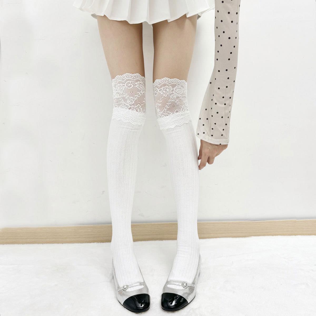 咖色蕾丝边长筒袜子女春秋