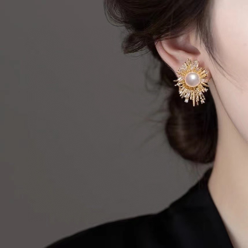 7-8mm天然淡水珍珠烟花耳钉金色烟花搭配锆石纯银耳针