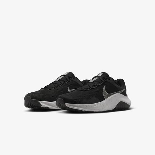Nike耐克男跑步鞋跑步鞋网眼Legend Essential 3公路鞋春夏DM1120
