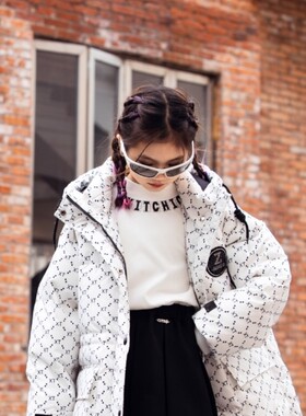 品牌青少年羽绒服特价清仓女中大童白鸭绒冬款时尚洋气外套