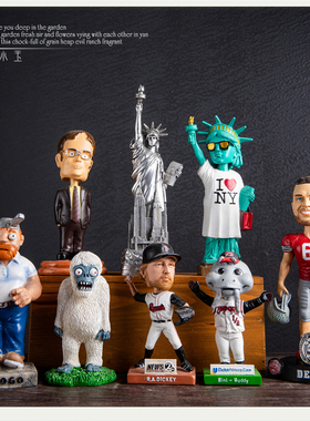 美剧Dwight the office办公室橄榄球棒球明星自由女神树脂摆件