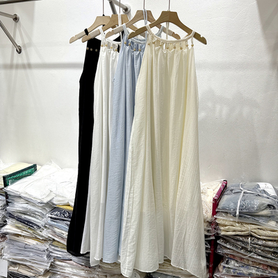 夏季高级感小众甜美无袖挂脖裙子