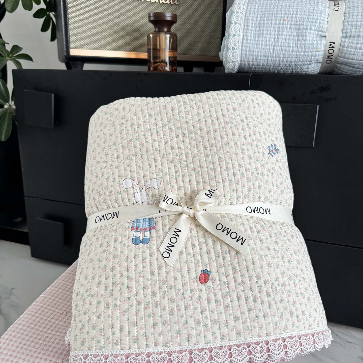 2025新款全棉婴儿绒高温砂洗加绒蕾丝花边款床盖单件单床盖四季