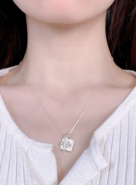 冷淡风方形十字架镶锆石锁骨链