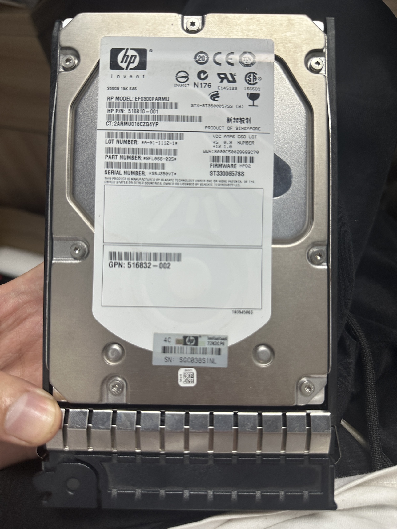 原装 HP AP870A M6612 583716-001 300G 15K SAS 3.5 服务器硬盘