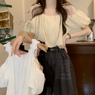 一字肩法式吊带短袖衬衫女夏款设计感小众宽松显瘦短款泡泡袖上衣