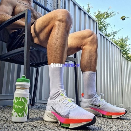 Nike男女马拉松气垫跑步鞋