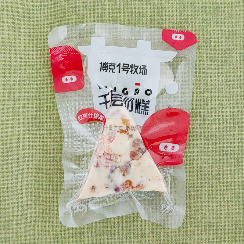 1号牧场奶糕蔓越莓红枣巴达木图片