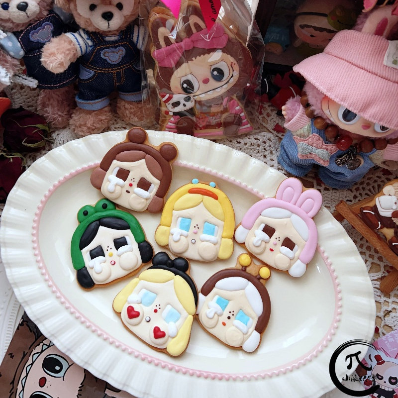 哭娃泡泡玛特限定飞天小女警糖霜饼干模具卡通王国家用曲奇印模
