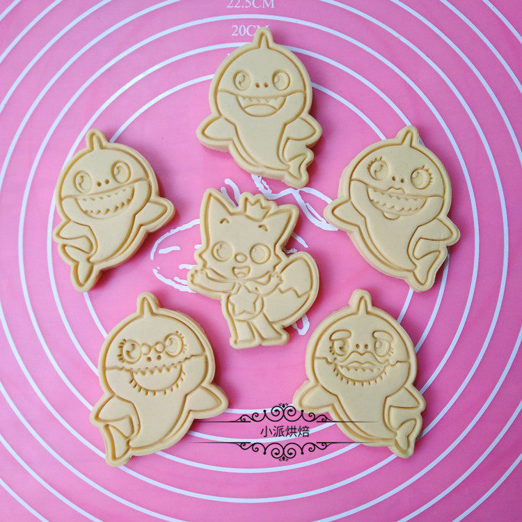 碰碰狐鲨鱼卡通糖霜饼干模具按压式 动物曲奇diy烘焙工具儿童亲子