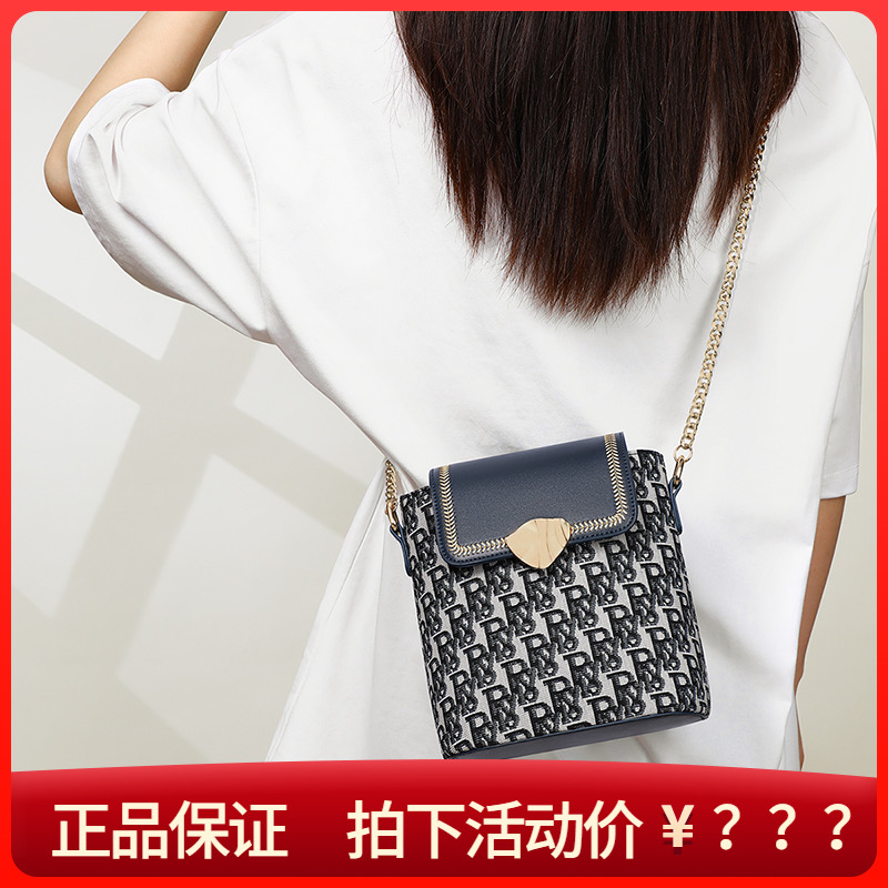 Viney包包女2025新款女包斜挎包帆布手机水桶包链条百搭迷你小包