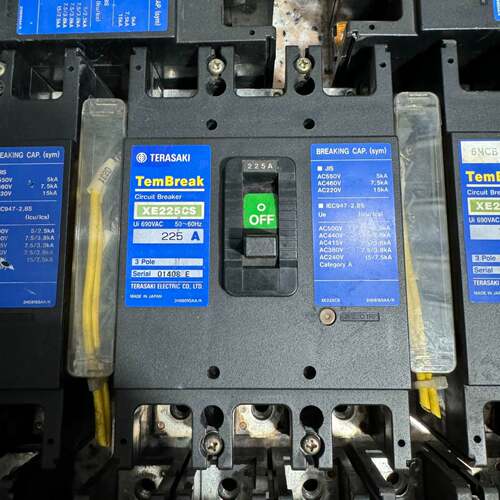 可维修XE225CS 3P 225A，寺琦断路器