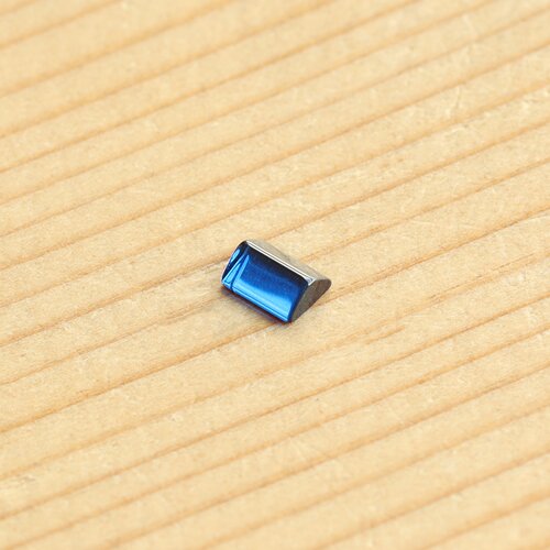 适用于卡地亚Clé de Cartier系列WJCL0015型31mm腕表的表冠配件