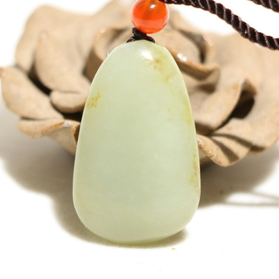 油润13.12克青白玉挂件吊坠手玩件新疆和田玉籽料原石原料籽玉