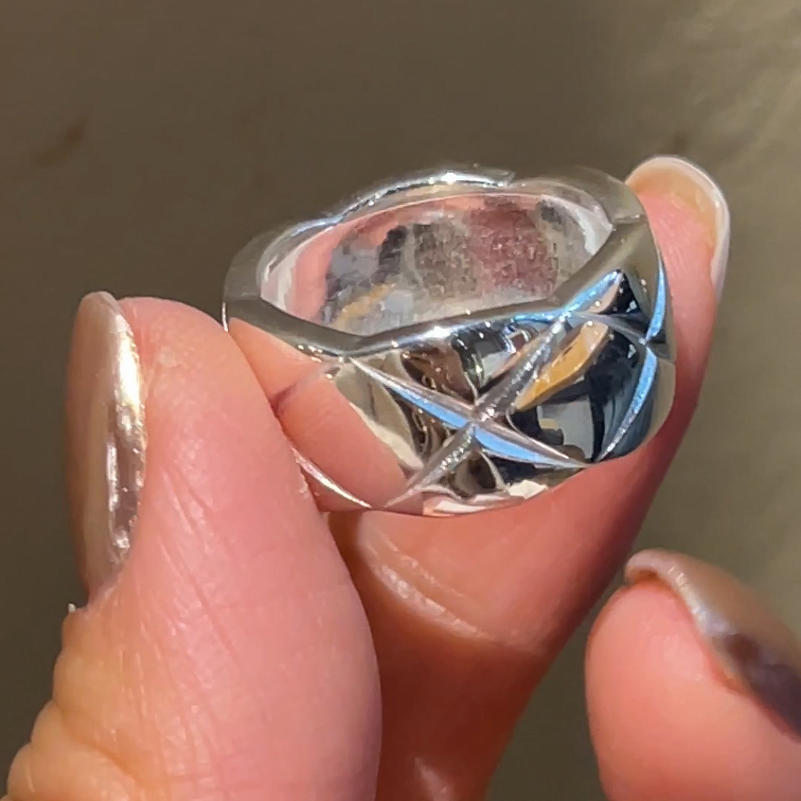 韩国正品质感厚实通体925纯银菱格戒指 经典百搭时尚长期主义配饰,饰品/流行首饰/时尚饰品新,银饰戒指,淘宝优惠券,粉丝福利购,淘宝优惠卷