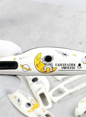 适用新保时捷Taycan卡宴718macan新帕拉梅拉911992卡曼绿箭钥匙壳