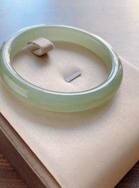 58.5圈口-晴水色-平安镯-青海料-天然和田玉手镯-梧桐家