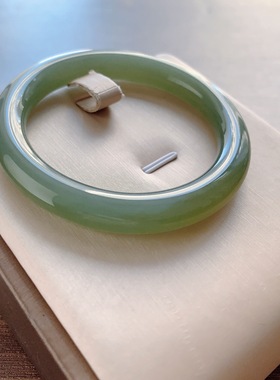 53.9圈口-湖水色-福镯-青海料-天然和田玉手镯-梧桐家