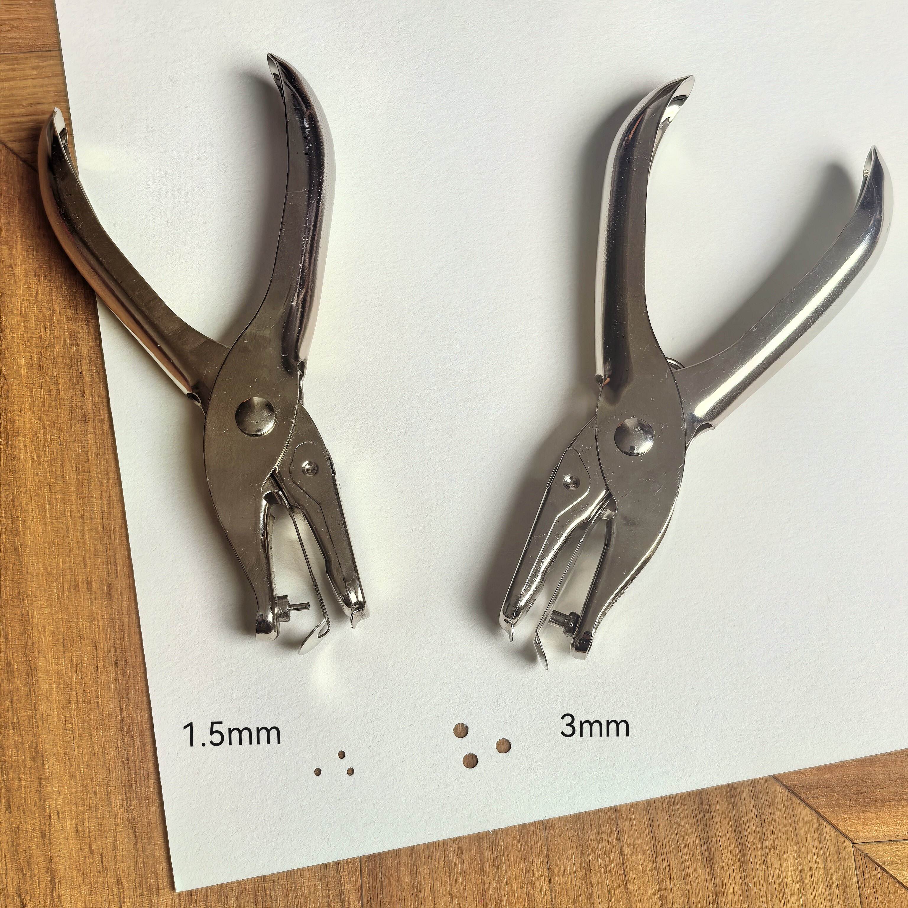 打孔器手动打孔机1.5mm直径小型金属diy打孔神器拼豆打洞器