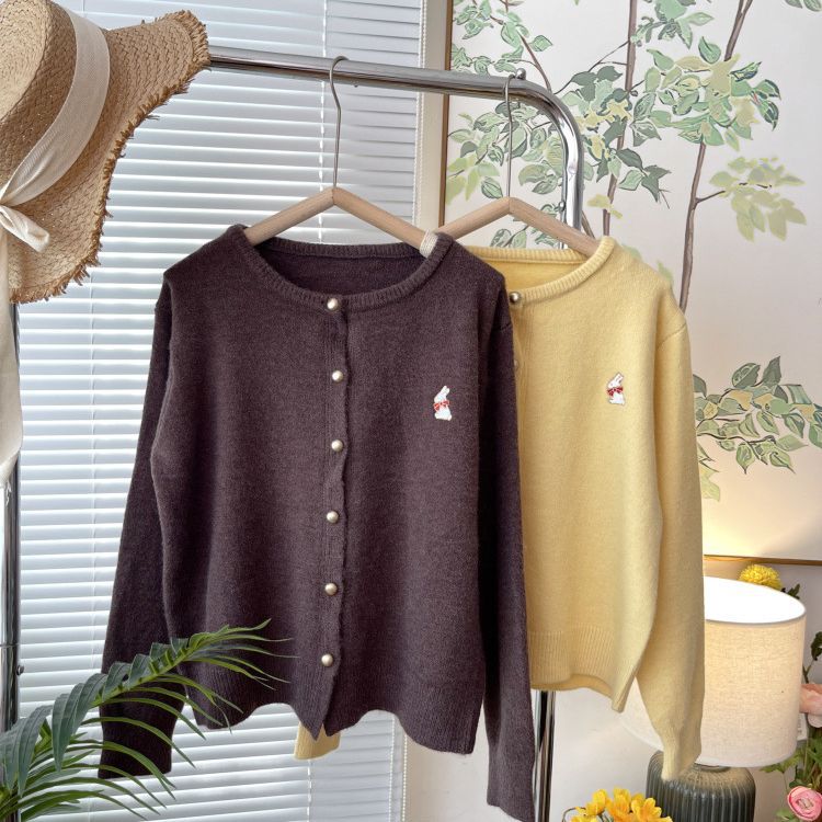 小兔刺绣日系复古毛衣外套