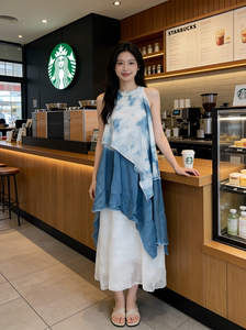 蓝白扎染挂脖连衣裙女不规则双层蕾丝拼接无袖长裙海边度假沙滩裙