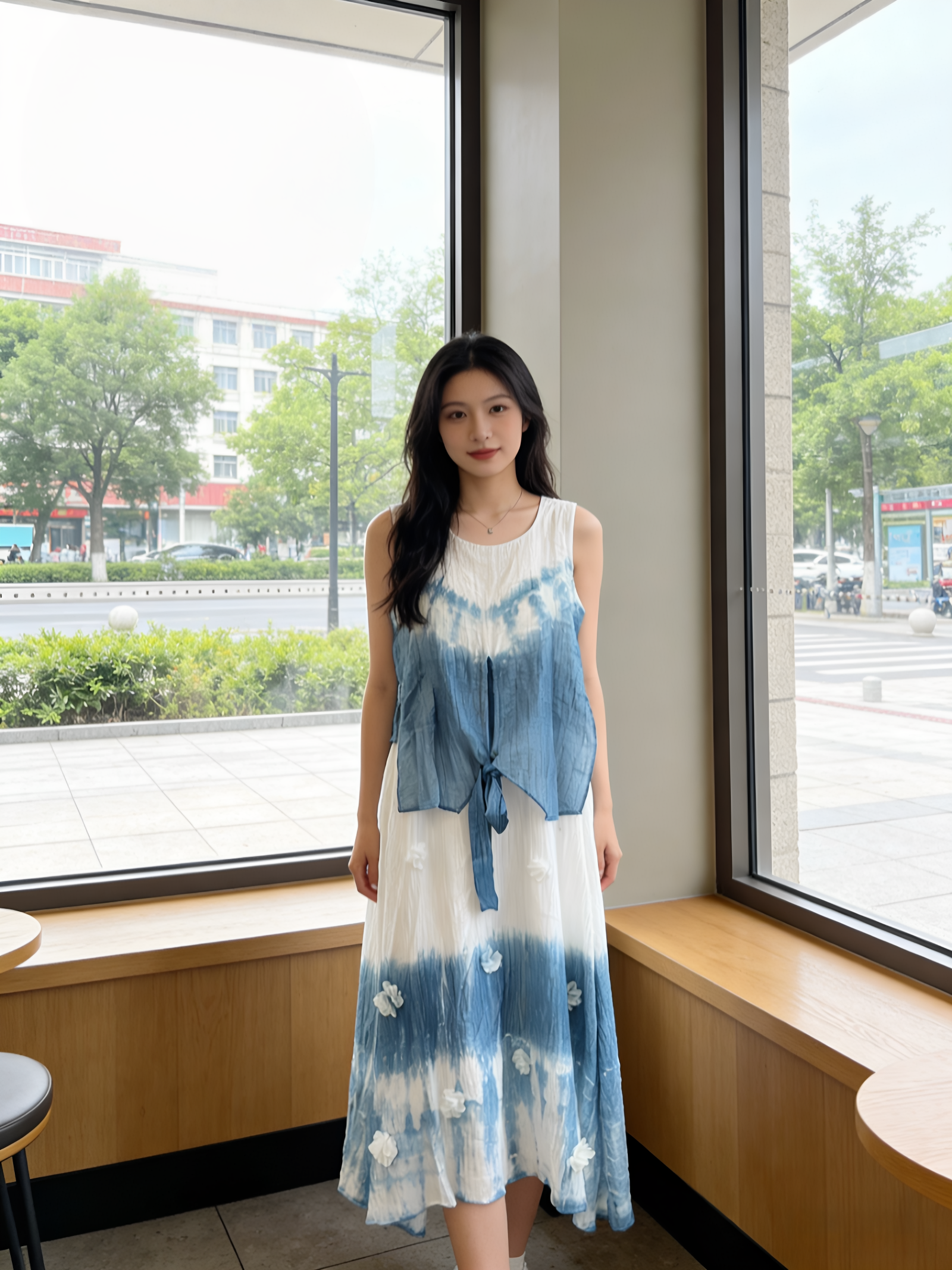云南扎染假两件连衣裙女2026夏季新款海边度假沙滩裙显瘦背心长裙