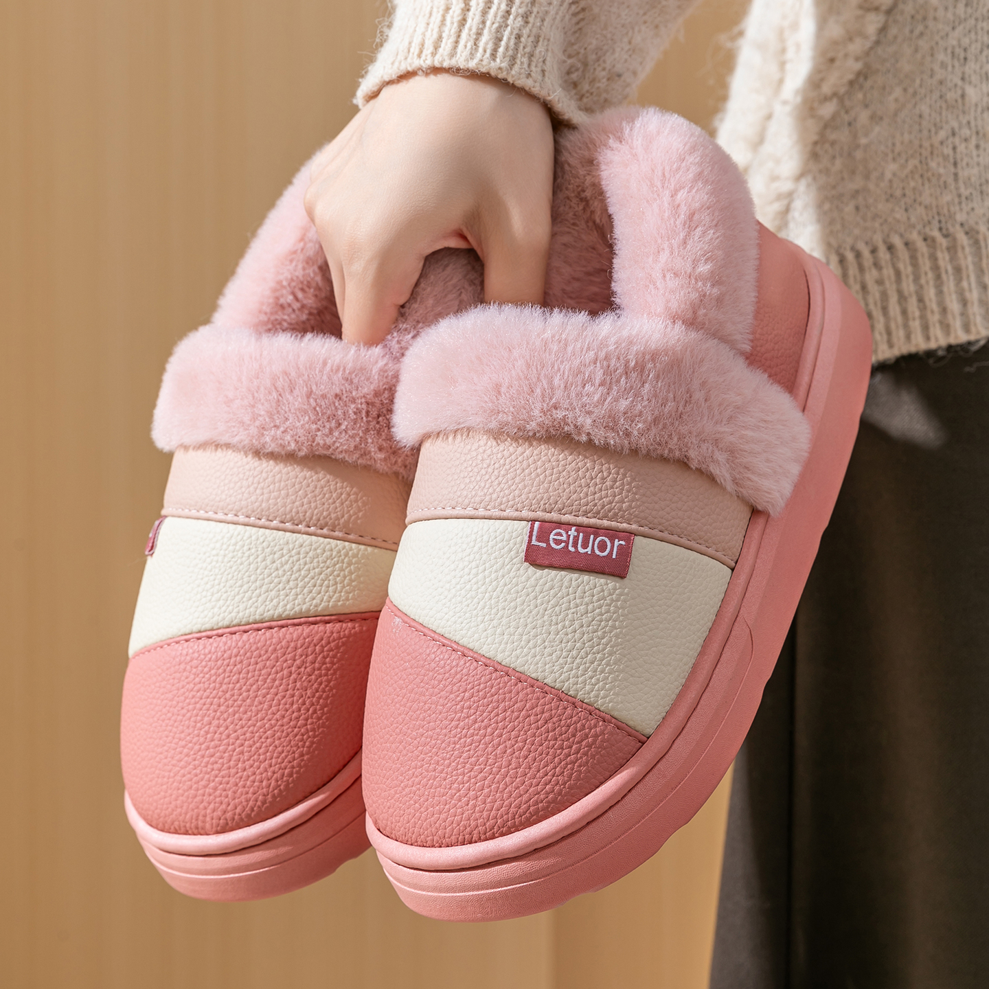 乐拖皮面全包跟保暖棉鞋2025新款