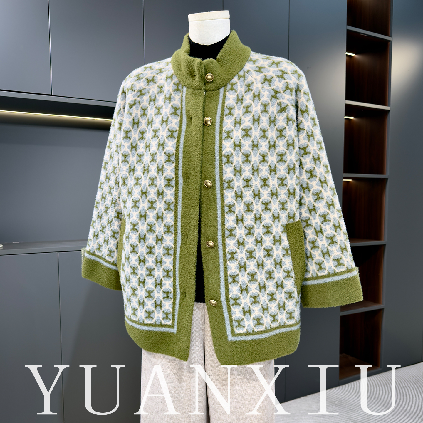 妈妈装外套2025春秋新款洋气质毛衣中老年女休闲时尚水貂绒上衣服