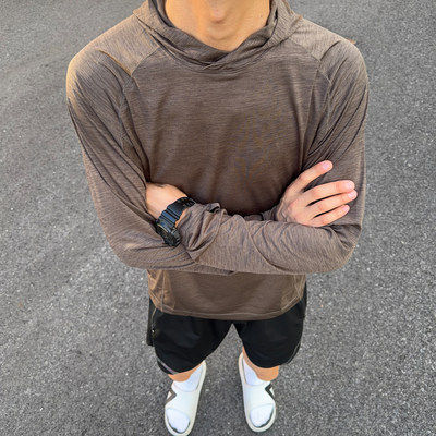 轻量跑步吸湿速干连帽卫衣