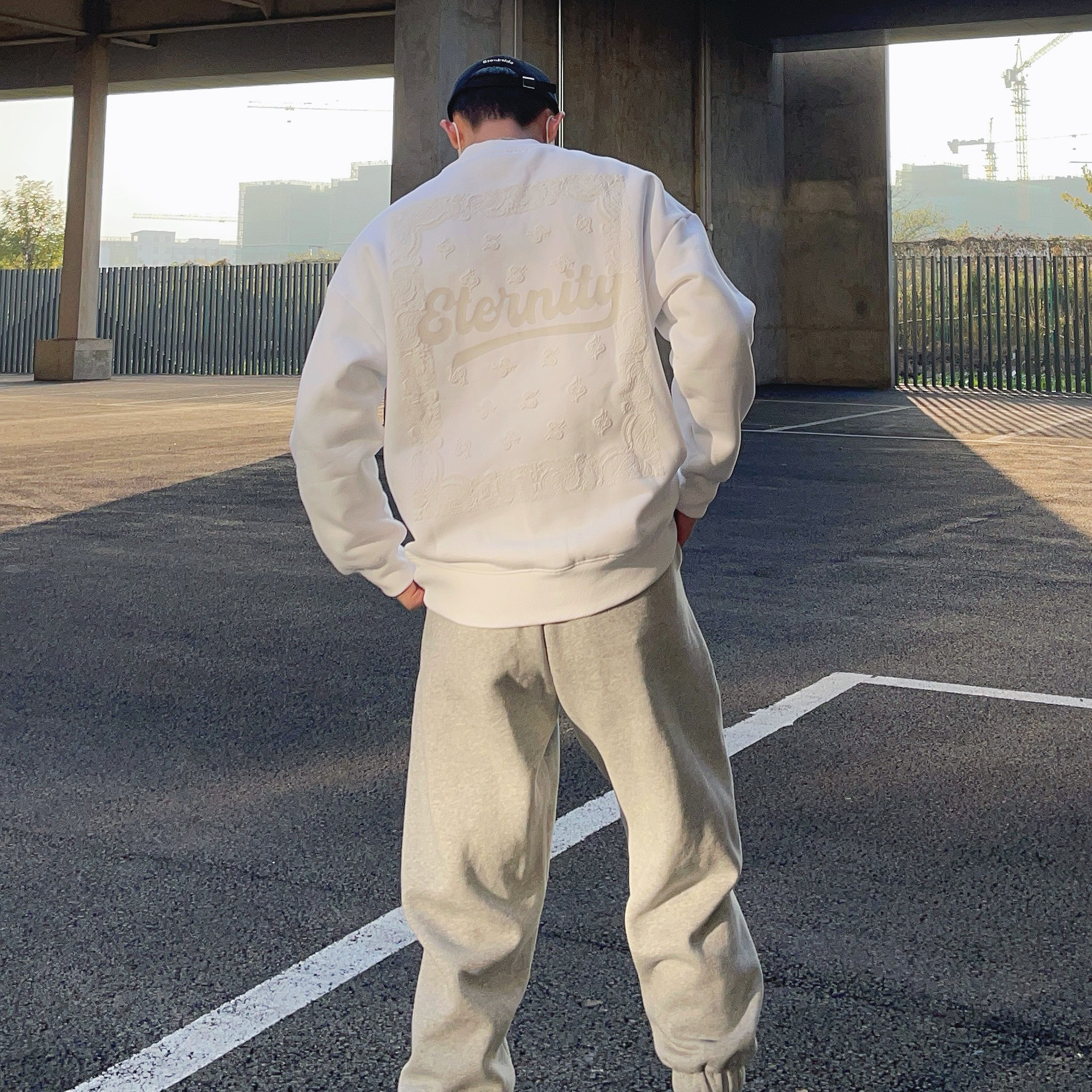 UNCLEBLUE 秋冬新品400g摇粒绒高发泡腰果花圆领卫衣字母上衣男