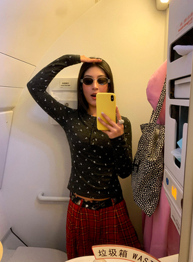 今屿花花 内搭打底衫女2026新款早春长袖灰色T恤碎花小个子可外穿