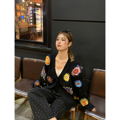 今屿花花黑色v领开衫毛衣女秋冬