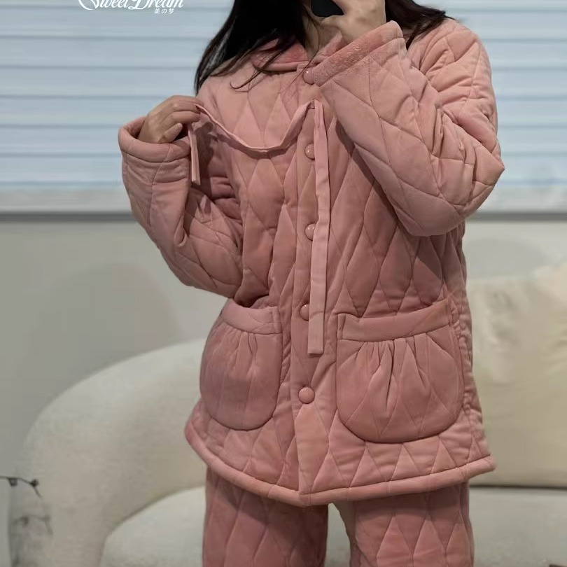 美梦女贝贝绒夹棉不臃肿家居服