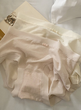 内裤女2026新款性感女生三角裤少女透气中腰半透纯欲蕾丝花晨月夕