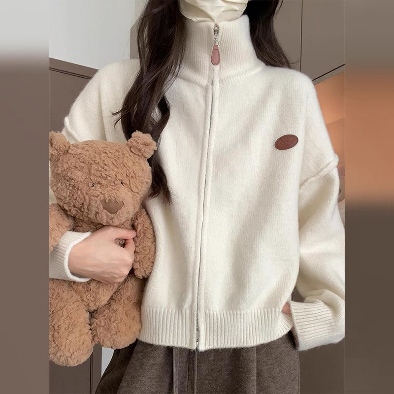 高领毛衣外套女秋冬季2025新款宽松慵懒风小个子拉炼针织开衫上衣