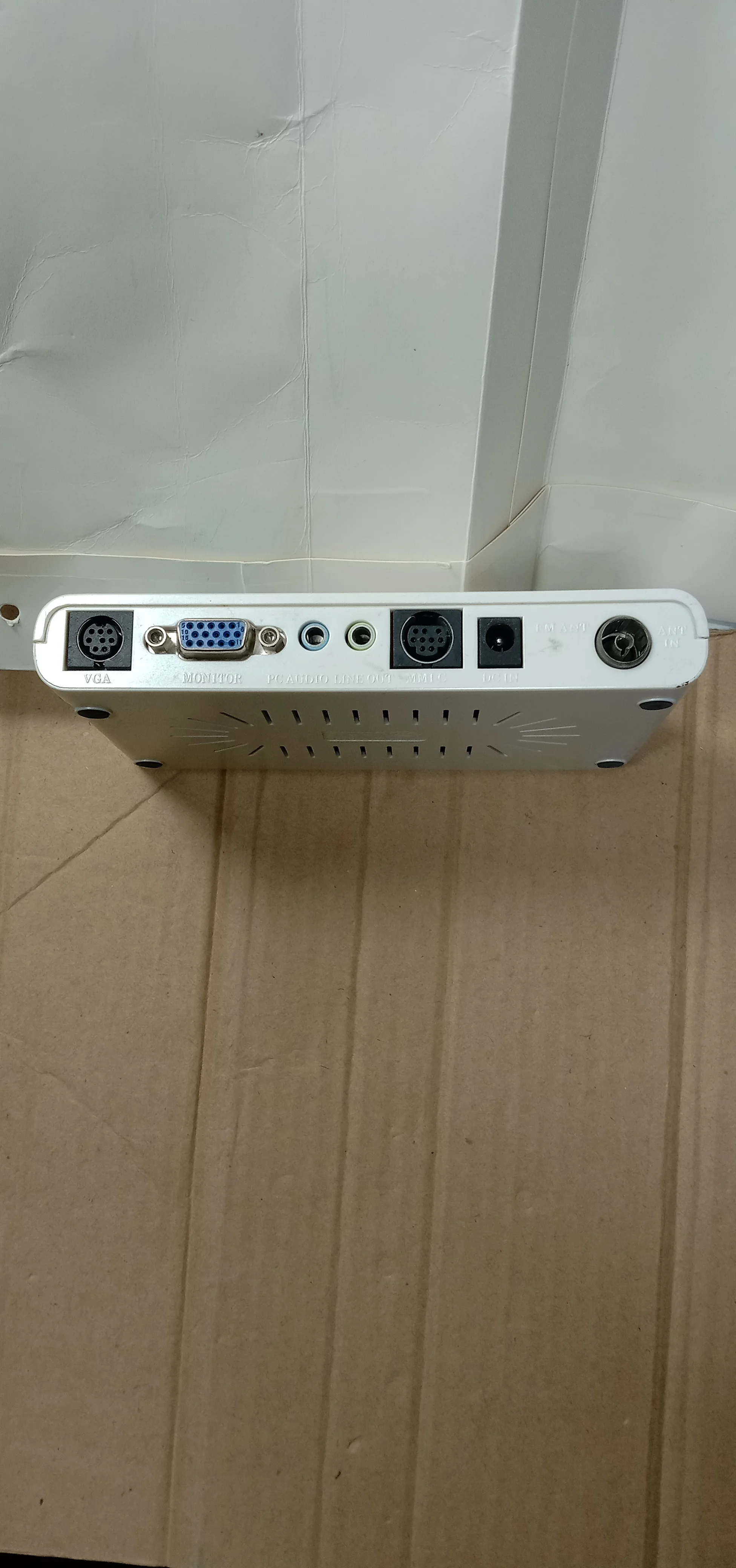 Упаковка TV box Gadmei/Jia's US TV5821 XGA с динамиком-рогом