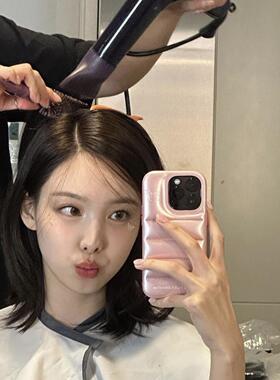 韩国ins博主同款潮流网红樱花粉iPhone17/16promax/15pro/14/苹果13高级感羽绒壳防摔半包保护套网红新款