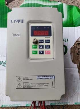 三晶变频器V004G3/V5R5P3二手拆机成色外观如图实