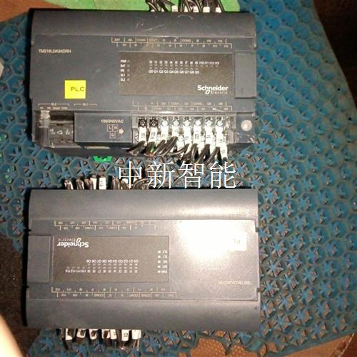施耐德PLC  TM218LDA24DRN成色漂亮,功能包好