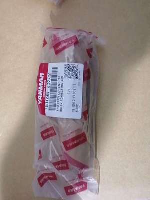 洋马EY26连杆螺丝