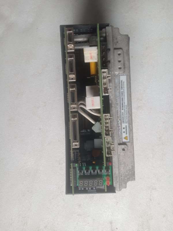 EDS-0810APC-CAN外壳破裂便宜卖260寄出 议价