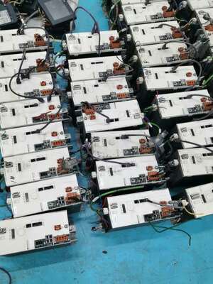 施耐德驱动器LXM32MD72N4