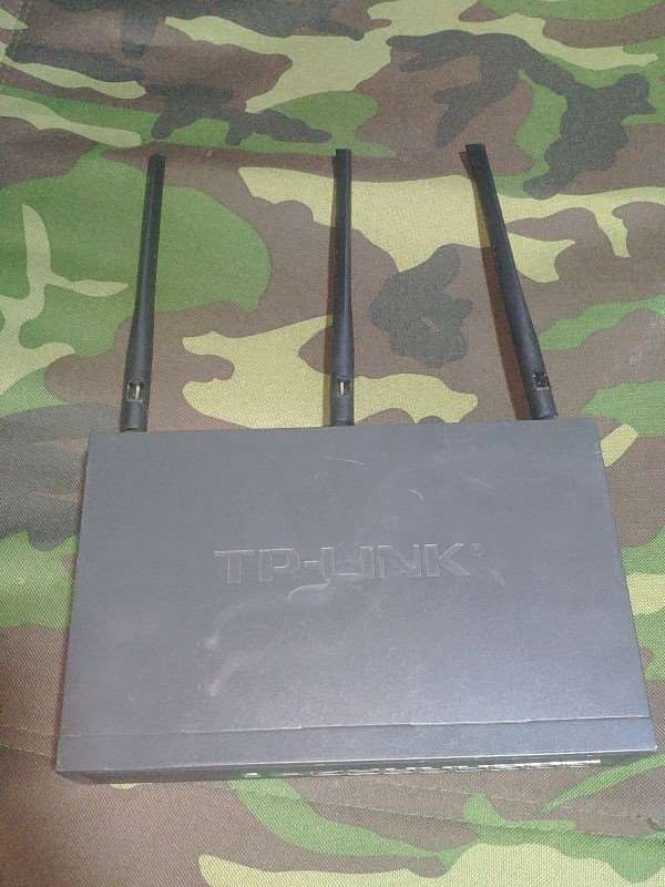 TP-LINKTL-WVR458G450M无线企业VPN