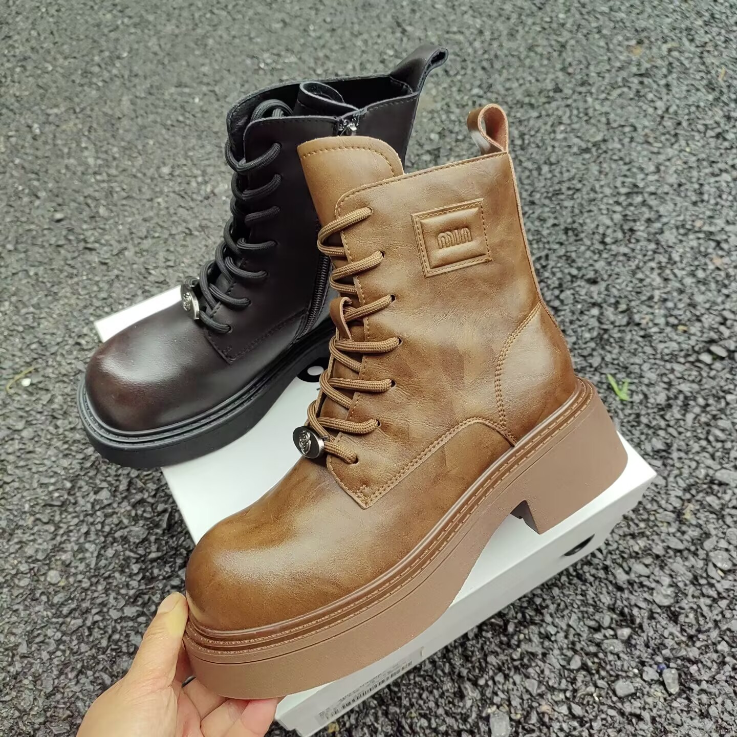 07-039857胶粘秋冬女防脏马丁靴复古短靴子秋季百搭高帮冬季