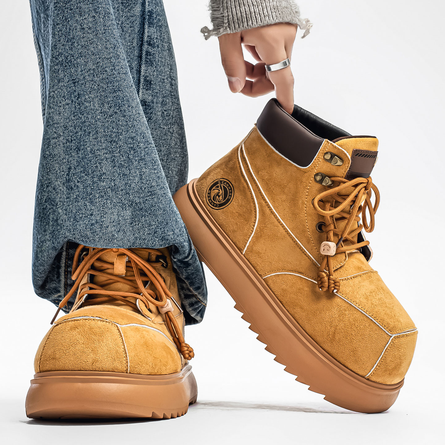 高帮男鞋冬季潮流厚底百搭防滑工装大黄靴复古休闲运动大头马丁靴