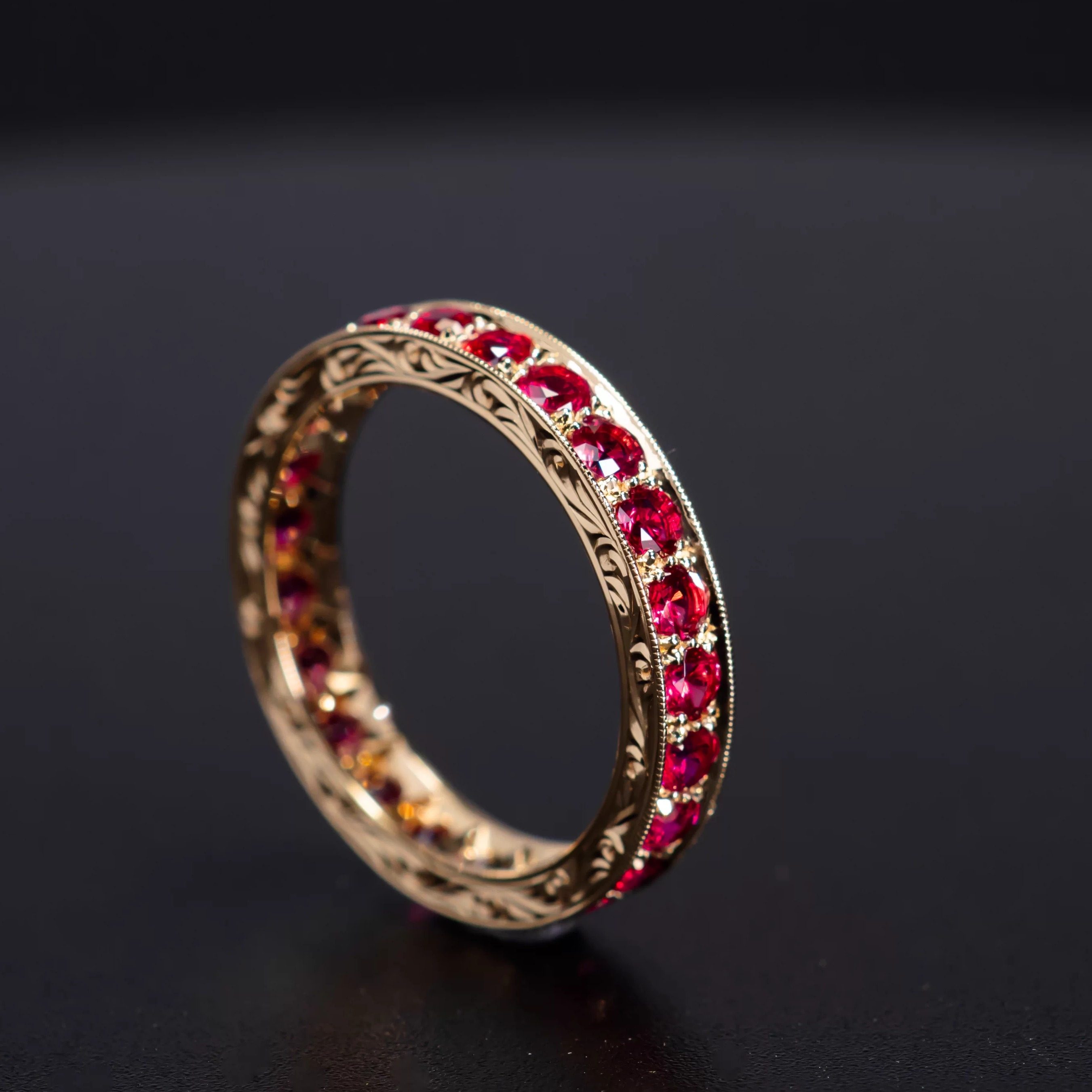 永恒爱德华风18K金白金排戒