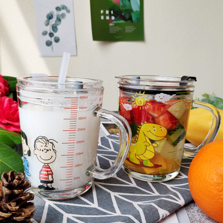 家用儿童冲牛奶玻璃水杯带刻度吸管带盖孕妇杯可微波炉加热早餐杯