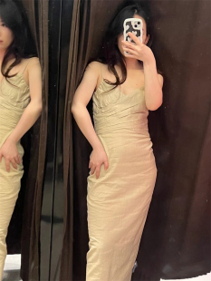 8372080 ZA女士夏新款 显瘦连衣裙 开叉修身 711 V领吊带褶皱长款