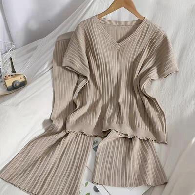Knitwear two-piece women's suit; summer women's clothing new